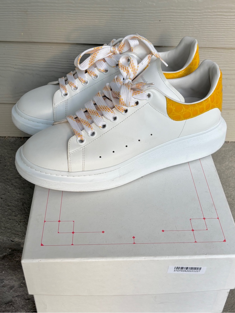 Alexander McQueen Platform Gold Crocodile White Size 9 US / 42 European